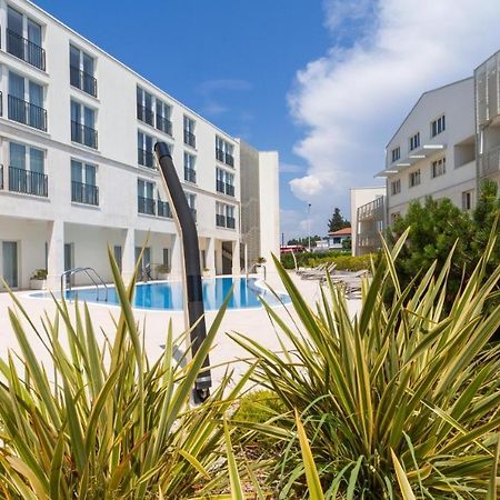 Lux Pool Suite Umag Bagian luar foto