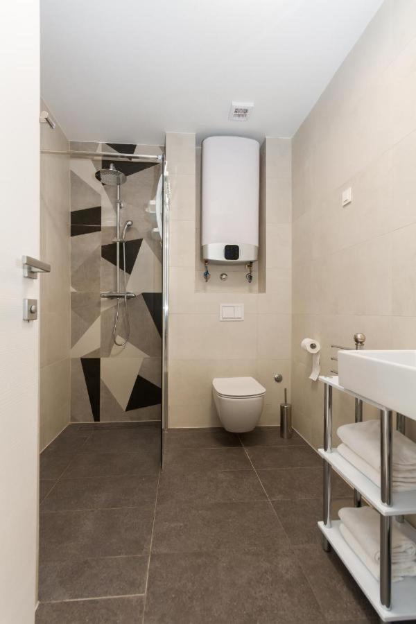 Lux Pool Suite Umag Bagian luar foto