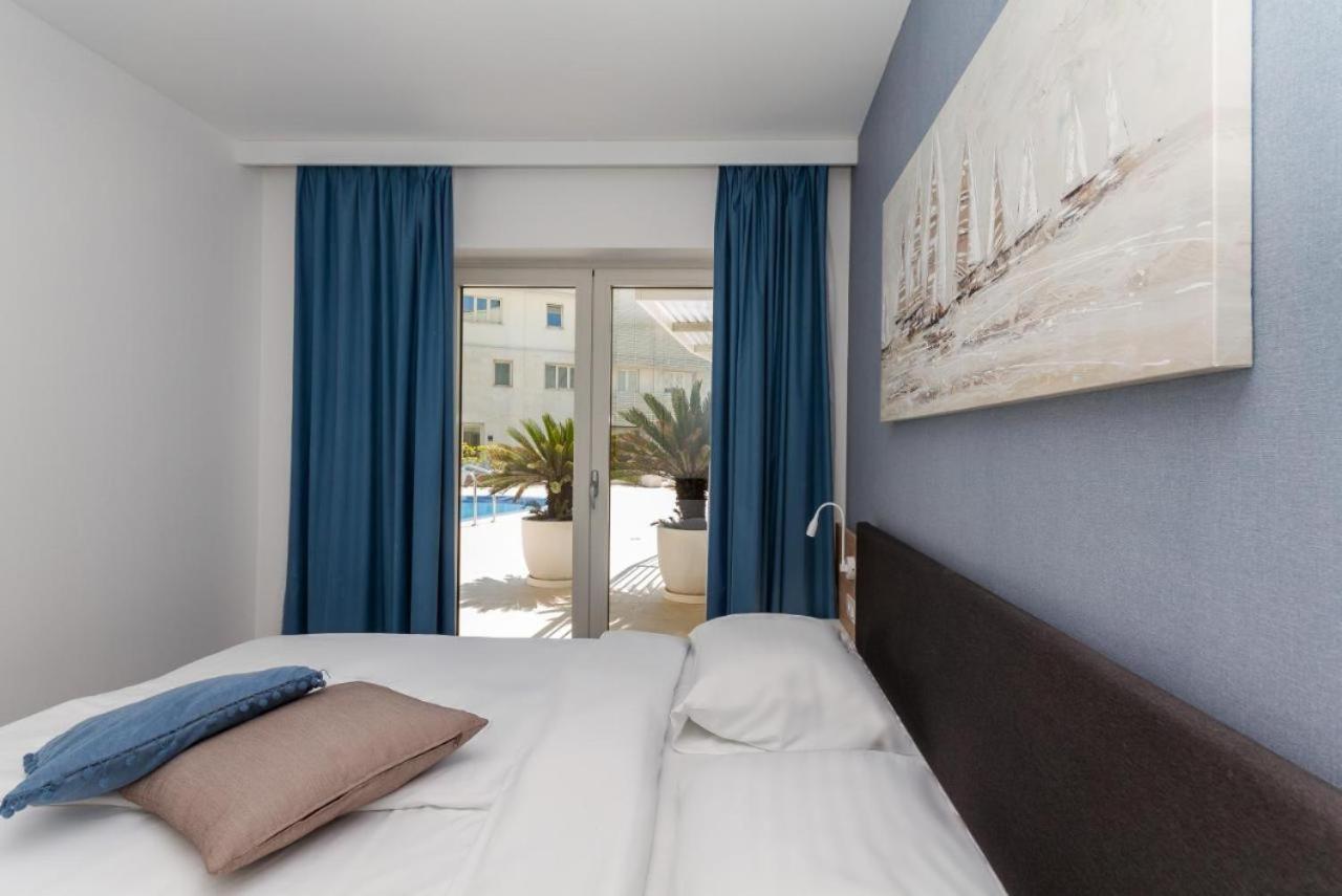 Lux Pool Suite Umag Bagian luar foto