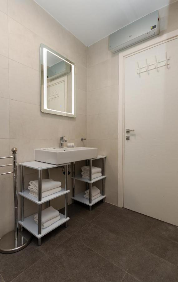 Lux Pool Suite Umag Bagian luar foto